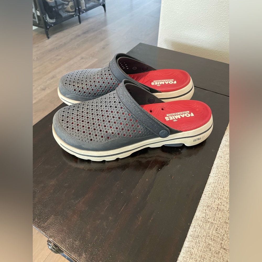 Skechers Foamies - Picture 4 of 4